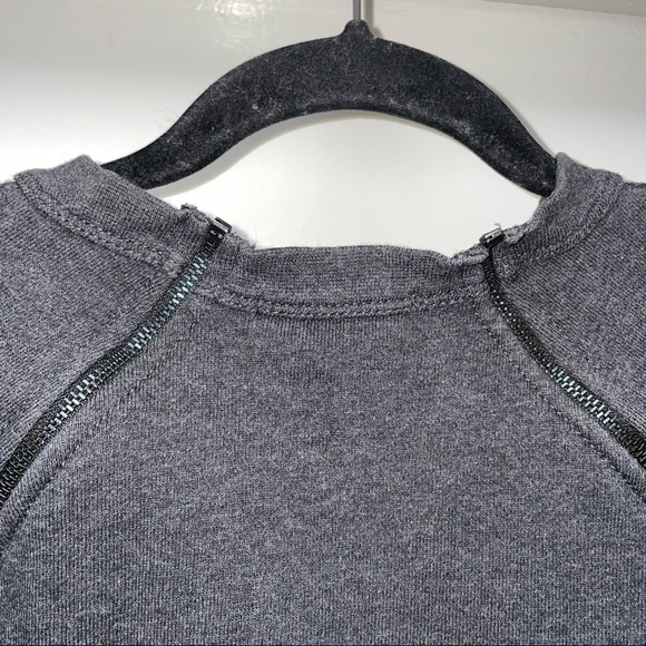 T by  Alexander Wang Dark Gray Shoulder Zip Fleece  Pullover/Sweater Size Small - Picture 4 of 8